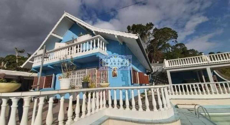 Imagem Imóvel com 4 Quartos à Venda, 258 m² em Fazendinha - Teresópolis