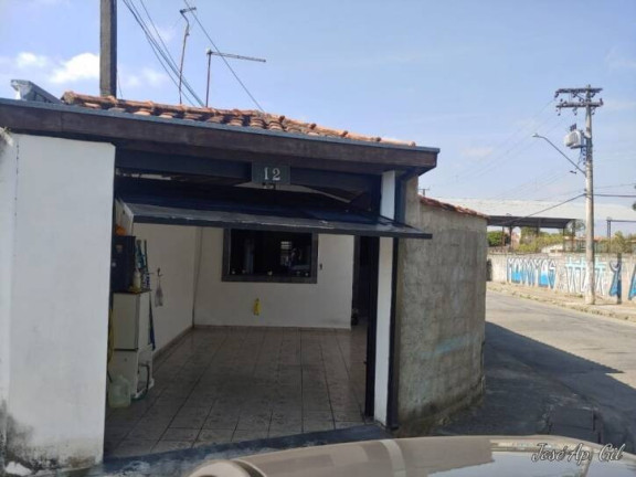 Casa com 3 Quartos à Venda, 75 m² em Conjunto Habitacional C.d.h.u. - Taubaté