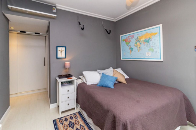 Imagem Imóvel com 3 Quartos à Venda, 244 m² em Rio Branco - Porto Alegre Imagem Imóvel com 3 Quartos à Venda, 244 m² em Rio Branco - Porto Alegre