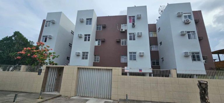 Apartamento com 3 Quartos à Venda, 80 m² em Torrões - Recife