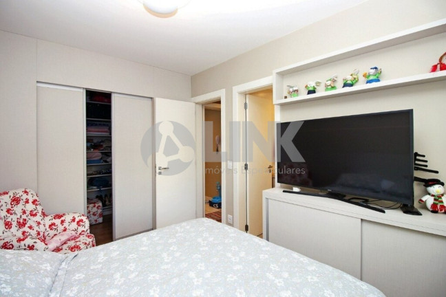 Imagem Apartamento com 3 Quartos à Venda, 288 m² em Menino Deus - Porto Alegre Imagem Apartamento com 3 Quartos à Venda, 288 m² em Menino Deus - Porto Alegre