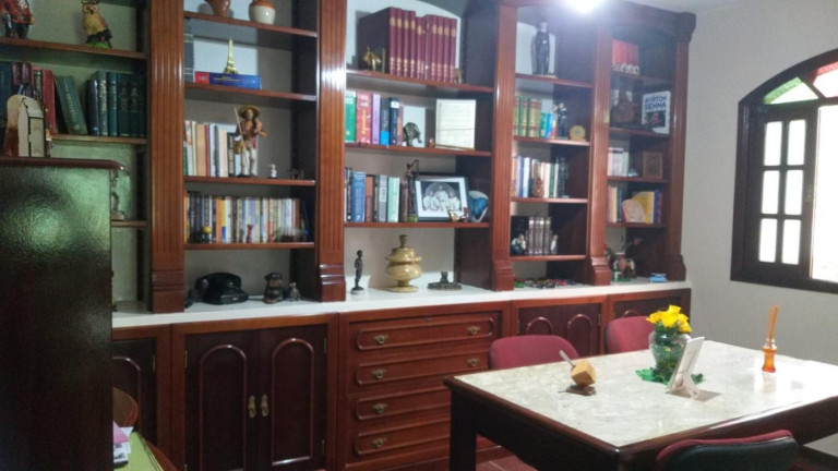 Imagem Casa com 4 Quartos à Venda, 13.000 m² em Campo Grande - Rio De Janeiro