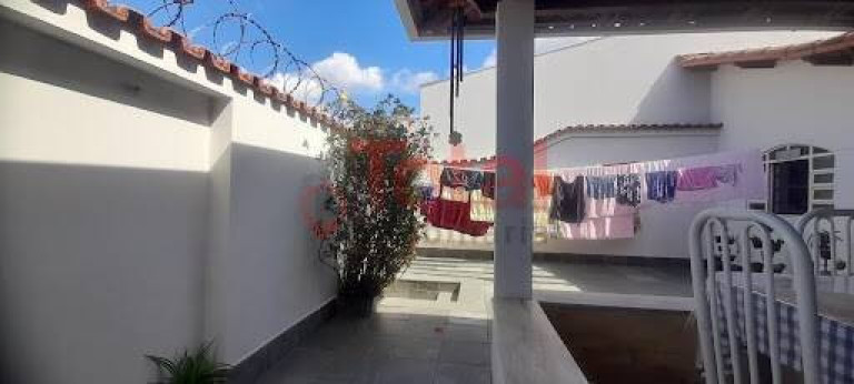 Casa com 5 Quartos à Venda, 249 m² em Giovanini - Coronel Fabriciano