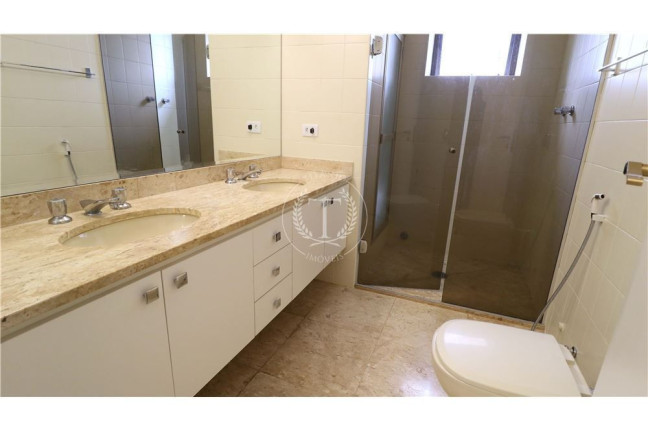 Imagem Apartamento com 3 Quartos à Venda, 189 m² em Vila Suzana - São Paulo