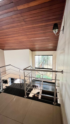 Imagem Sobrado com 4 Quartos à Venda, 314 m² em Vila Rosa - Goiânia