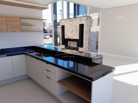 Imagem Casa com 4 Quartos à Venda, 276 m² em Condominio Capao Ilhas Resort - Capão Da Canoa Imagem Casa com 4 Quartos à Venda, 276 m² em Condominio Capao Ilhas Resort - Capão Da Canoa