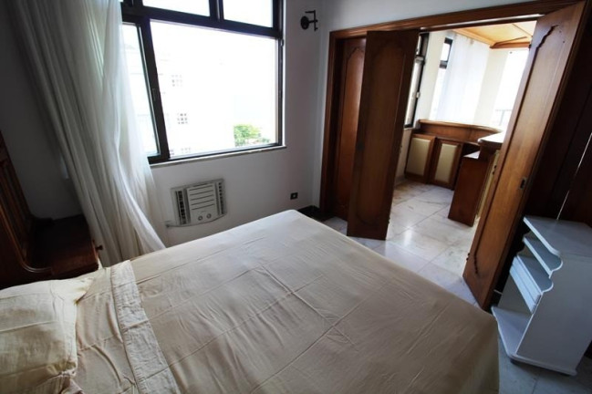 Imagem Imóvel com 3 Quartos para Temporada, em Copacabana - Rio De Janeiro Imagem Imóvel com 3 Quartos para Temporada, em Copacabana - Rio De Janeiro