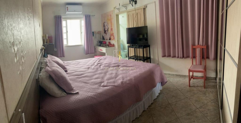 Imagem Casa com 3 Quartos à Venda,  em Centro - Guaratuba