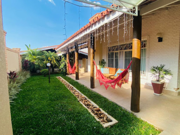 Casa com 3 Quartos à Venda, 195 m² em Jardim Tapajós - Atibaia