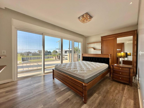 Imagem Casa com 4 Quartos à Venda, 350 m² em Atlantida Sul - Capao Da Canoa Imagem Casa com 4 Quartos à Venda, 350 m² em Atlantida Sul - Capao Da Canoa