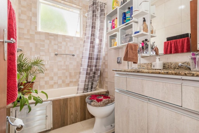 Imagem Imóvel com 2 Quartos à Venda, 68 m² em Passo Da Areia - Porto Alegre Imagem Imóvel com 2 Quartos à Venda, 68 m² em Passo Da Areia - Porto Alegre