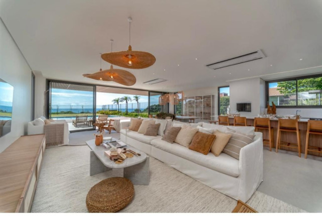 Imagem Casa com 5 Quartos à Venda, 458 m² em Praia Do Estaleiro - Balneário Camboriú