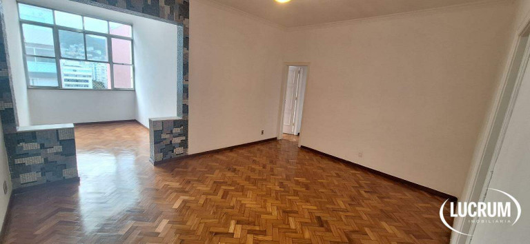 Apartamento com 3 Quartos para Alugar, 110 m² em Copacabana - Rio De Janeiro