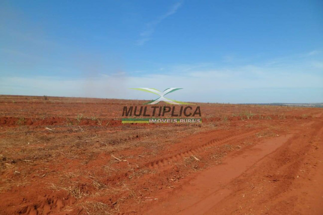 Imagem Fazenda à Venda, 510 m² em Frutal Imagem Fazenda à Venda, 510 m² em Frutal