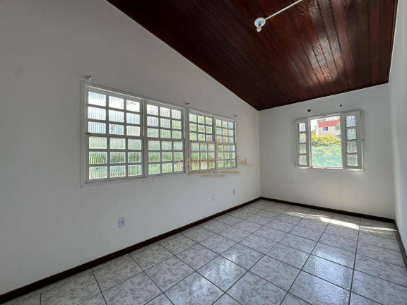 Imagem Casa com 3 Quartos à Venda, 286 m² em Piatã - Salvador Imagem Casa com 3 Quartos à Venda, 286 m² em Piatã - Salvador