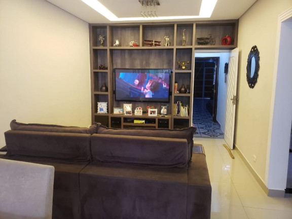 Imagem Sobrado com 5 Quartos à Venda, 350 m² em Vila Rosália - Guarulhos Imagem Sobrado com 5 Quartos à Venda, 350 m² em Vila Rosália - Guarulhos