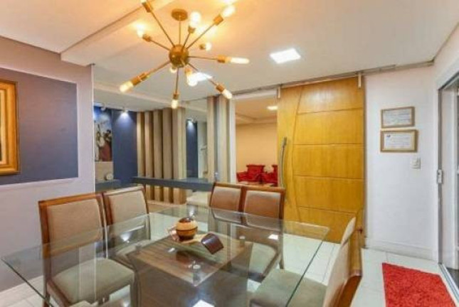 Imagem Casa com 4 Quartos à Venda, 197 m² em Bom Retiro - São Paulo Imagem Casa com 4 Quartos à Venda, 197 m² em Bom Retiro - São Paulo
