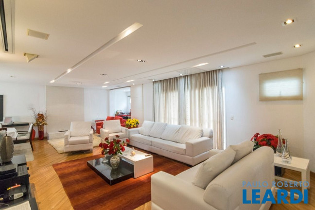 Imagem Casa de Condomínio com 3 Quartos à Venda, 474 m² em Vila Gilda - Santo André