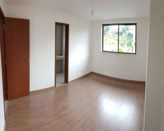 Imagem Imóvel com 5 Quartos à Venda, 205 m² em Bom Pastor - Juiz De Fora Imagem Imóvel com 5 Quartos à Venda, 205 m² em Bom Pastor - Juiz De Fora