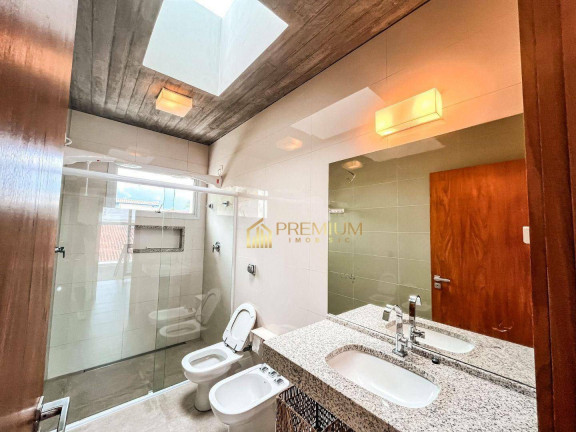 Imagem Sobrado com 5 Quartos à Venda, 388 m² em Guaecá - São Sebastião