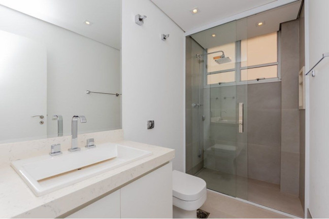 Imagem Apartamento com 3 Quartos à Venda, 138 m² em Itaim Bibi - São Paulo Imagem Apartamento com 3 Quartos à Venda, 138 m² em Itaim Bibi - São Paulo