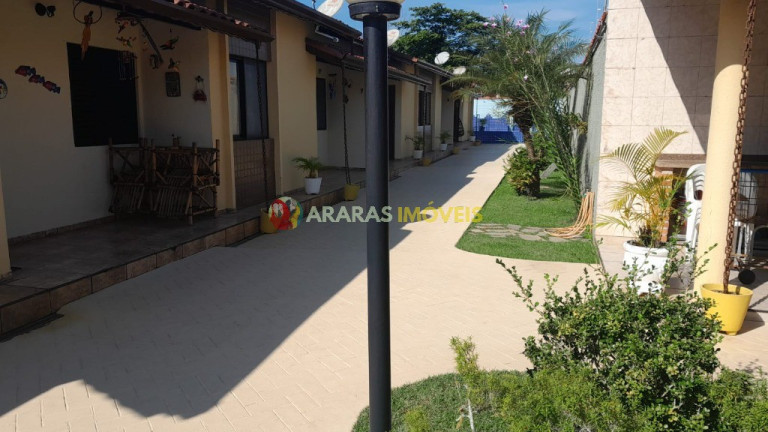 Imagem Imóvel com 2 Quartos à Venda, 53 m² em Maitinga - Bertioga Imagem Imóvel com 2 Quartos à Venda, 53 m² em Maitinga - Bertioga