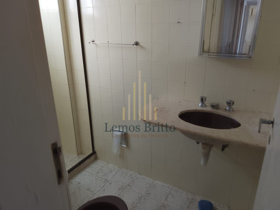 Imagem Imóvel com 3 Quartos à Venda, 10 m² em Jardim Apipema - Salvador