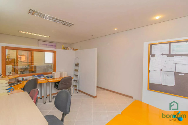 Imagem Sala Comercial à Venda, 45 m² em Petrópolis - Porto Alegre Imagem Sala Comercial à Venda, 45 m² em Petrópolis - Porto Alegre