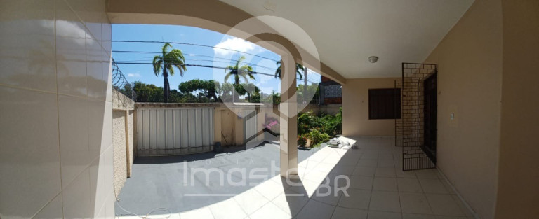 Imagem Casa com 5 Quartos à Venda, 288 m² em Jardim América - Fortaleza Imagem Casa com 5 Quartos à Venda, 288 m² em Jardim América - Fortaleza