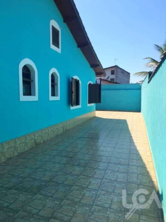 Imagem Casa com 3 Quartos à Venda, 290 m² em Poiares - Caraguatatuba Imagem Casa com 3 Quartos à Venda, 290 m² em Poiares - Caraguatatuba
