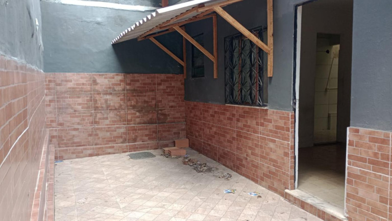 Casa com 1 Quarto à Venda,  em Campo Grande - Rio De Janeiro