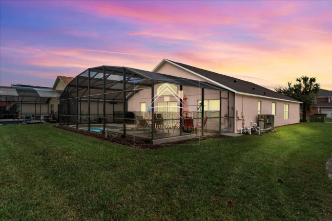 Imagem Casa com 4 Quartos para Alugar ou Temporada, 194 m² em Kissimmee - Orlando