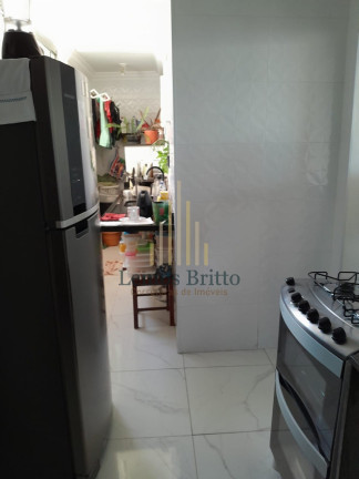 Imagem Imóvel com 4 Quartos à Venda, 86 m² em Imbuí - Salvador Imagem Imóvel com 4 Quartos à Venda, 86 m² em Imbuí - Salvador