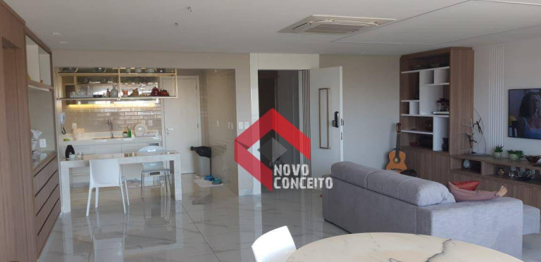 Apartamento com 4 Quartos à Venda, 172 m² em Guararapes - Fortaleza