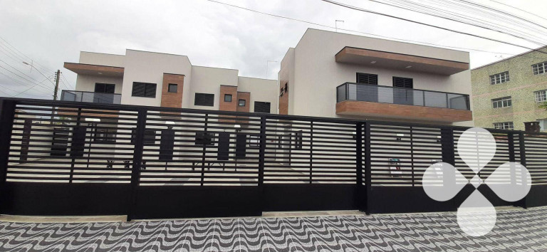 Imóvel com 2 Quartos à Venda, 132 m² em Vila Anhanguera - Mongaguá