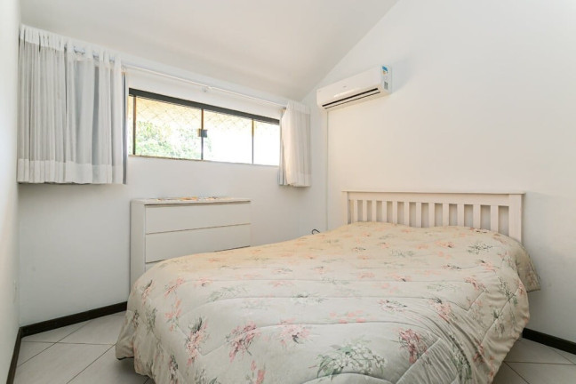 Imagem Casa com 6 Quartos à Venda, 222 m² em Campeche - Florianópolis