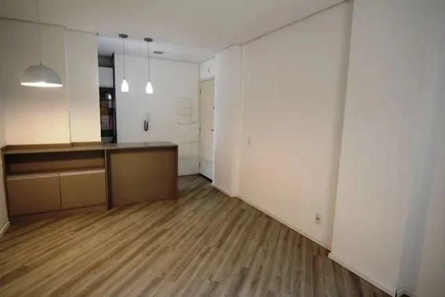 Imagem Apartamento com 3 Quartos à Venda, 68 m² em Guaíra - Curitiba