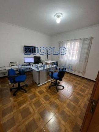 Imagem Casa com 3 Quartos à Venda, 200 m² Imagem Casa com 3 Quartos à Venda, 200 m²