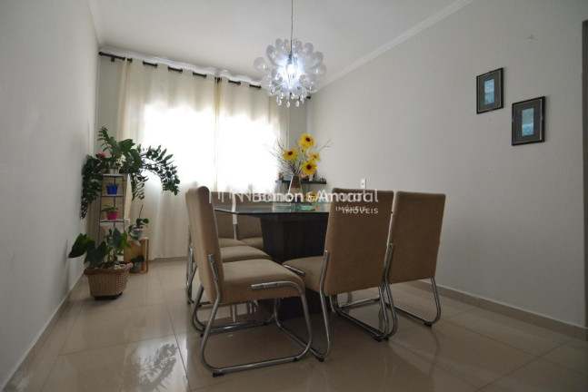 Imagem Casa com 4 Quartos à Venda, 312 m² em Jardim Europa - Paulínia