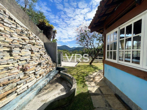 Imagem Casa com 5 Quartos à Venda, 220 m² em Golfe - Teresópolis