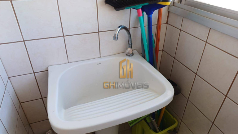 Imagem Apartamento com 3 Quartos à Venda, 72 m² em Jardim Goiás - Goiânia