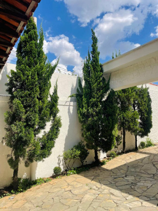 Casa com 3 Quartos para Alugar, 200 m² em Vila Cordeiro - São Paulo