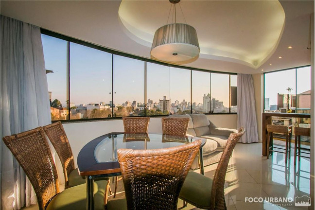 Cobertura com 3 Quartos à Venda, 111 m² em Petrópolis - Porto Alegre