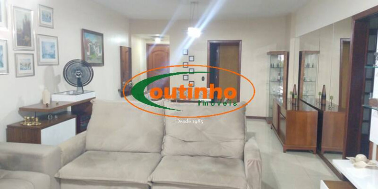 Imagem Apartamento com 4 Quartos à Venda, 151 m² em Grajaú - Rio De Janeiro Imagem Apartamento com 4 Quartos à Venda, 151 m² em Grajaú - Rio De Janeiro