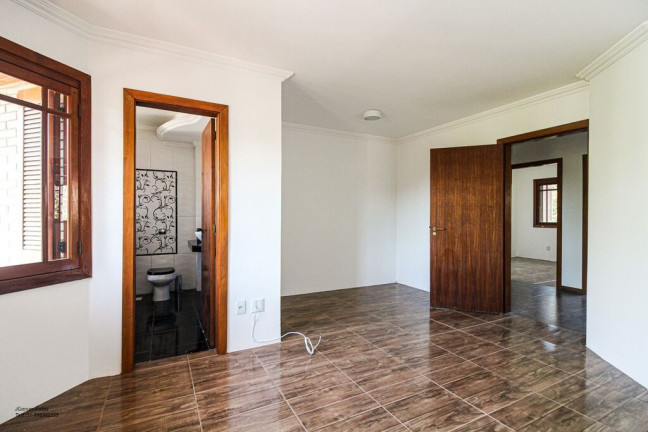 Imagem Casa com 3 Quartos à Venda, 232 m² em Jardim Isabel - Porto Alegre
