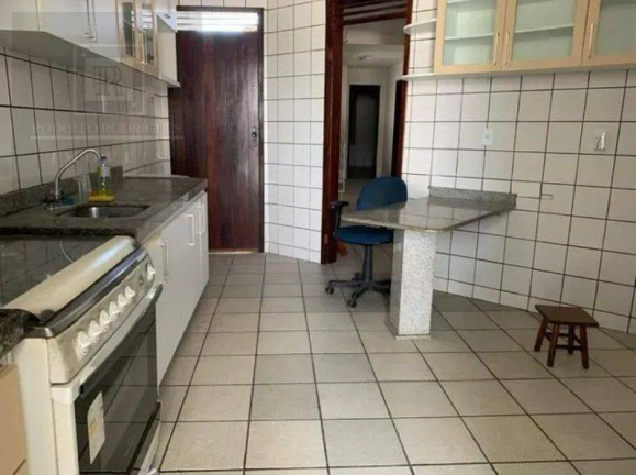 Imagem Casa com 4 Quartos à Venda, 330 m² em Jardim Das Oliveiras - Fortaleza Imagem Casa com 4 Quartos à Venda, 330 m² em Jardim Das Oliveiras - Fortaleza