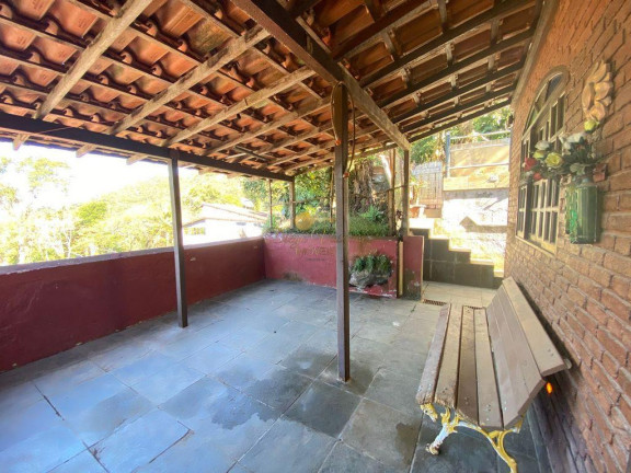 Imagem Casa com 4 Quartos à Venda, 200 m² em Iucas - Teresópolis