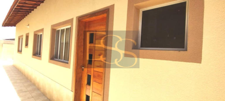 Imagem Casa com 2 Quartos à Venda, 66 m² em Balneário Jussara - Mongaguá Imagem Casa com 2 Quartos à Venda, 66 m² em Balneário Jussara - Mongaguá