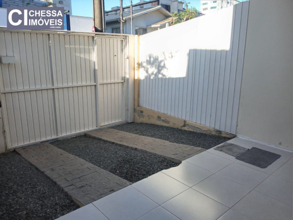 Imagem Sobrado à Venda, 103 m² em Vila Operária - Itajaí Imagem Sobrado à Venda, 103 m² em Vila Operária - Itajaí