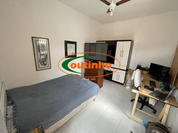 Imagem Casa com 5 Quartos à Venda, 175 m² em Grajaú - Rio De Janeiro Imagem Casa com 5 Quartos à Venda, 175 m² em Grajaú - Rio De Janeiro